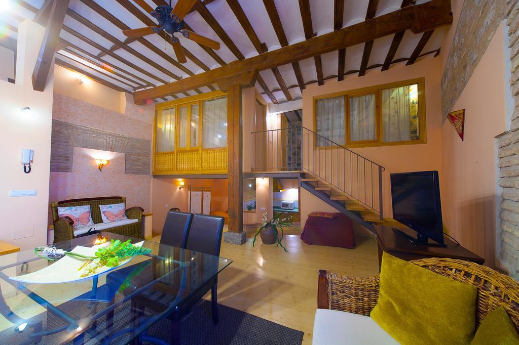 Casa De La Mezquita Y Casa De Carretas Meninascollection Apartment โตเลโด ภายนอก รูปภาพ